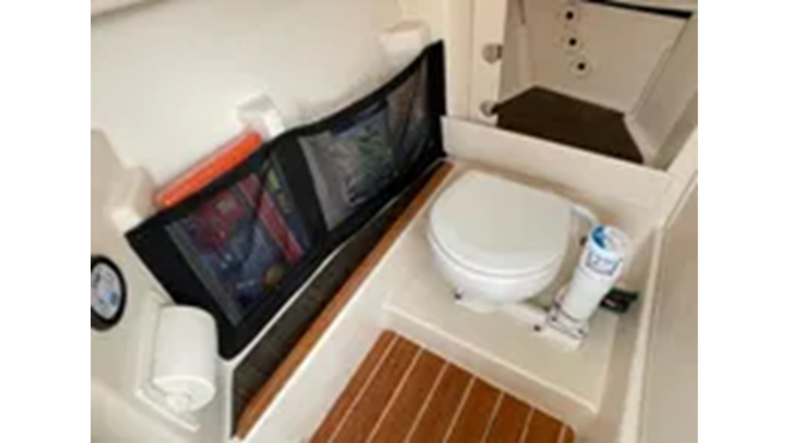 https://arconyachts.ams3.digitaloceanspaces.com/187528/conversions/large_4317049-optimize.jpg