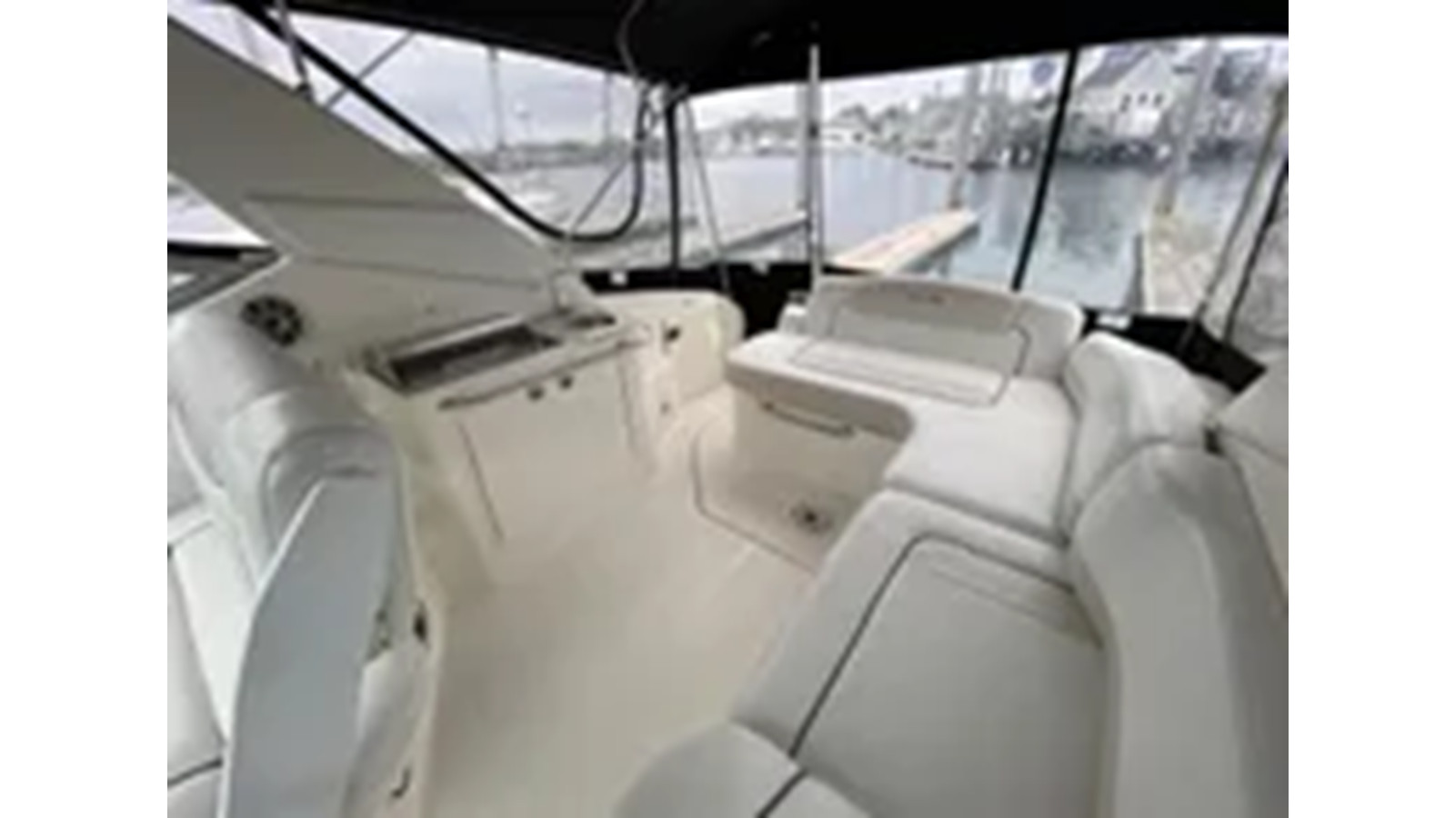 https://arconyachts.ams3.digitaloceanspaces.com/187556/conversions/large_4325596-optimize.jpg
