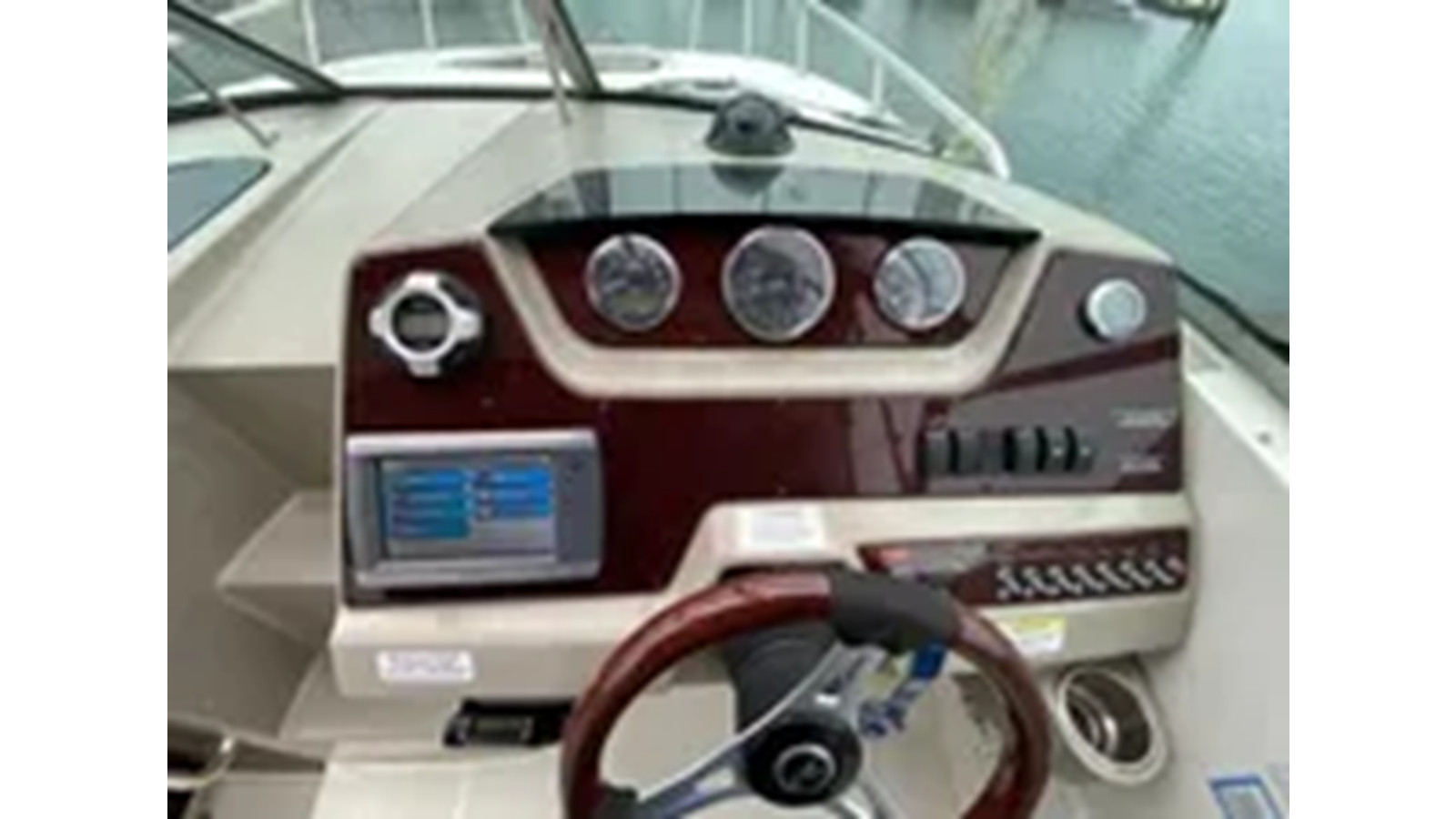 https://arconyachts.ams3.digitaloceanspaces.com/187564/conversions/large_4325599-optimize.jpg