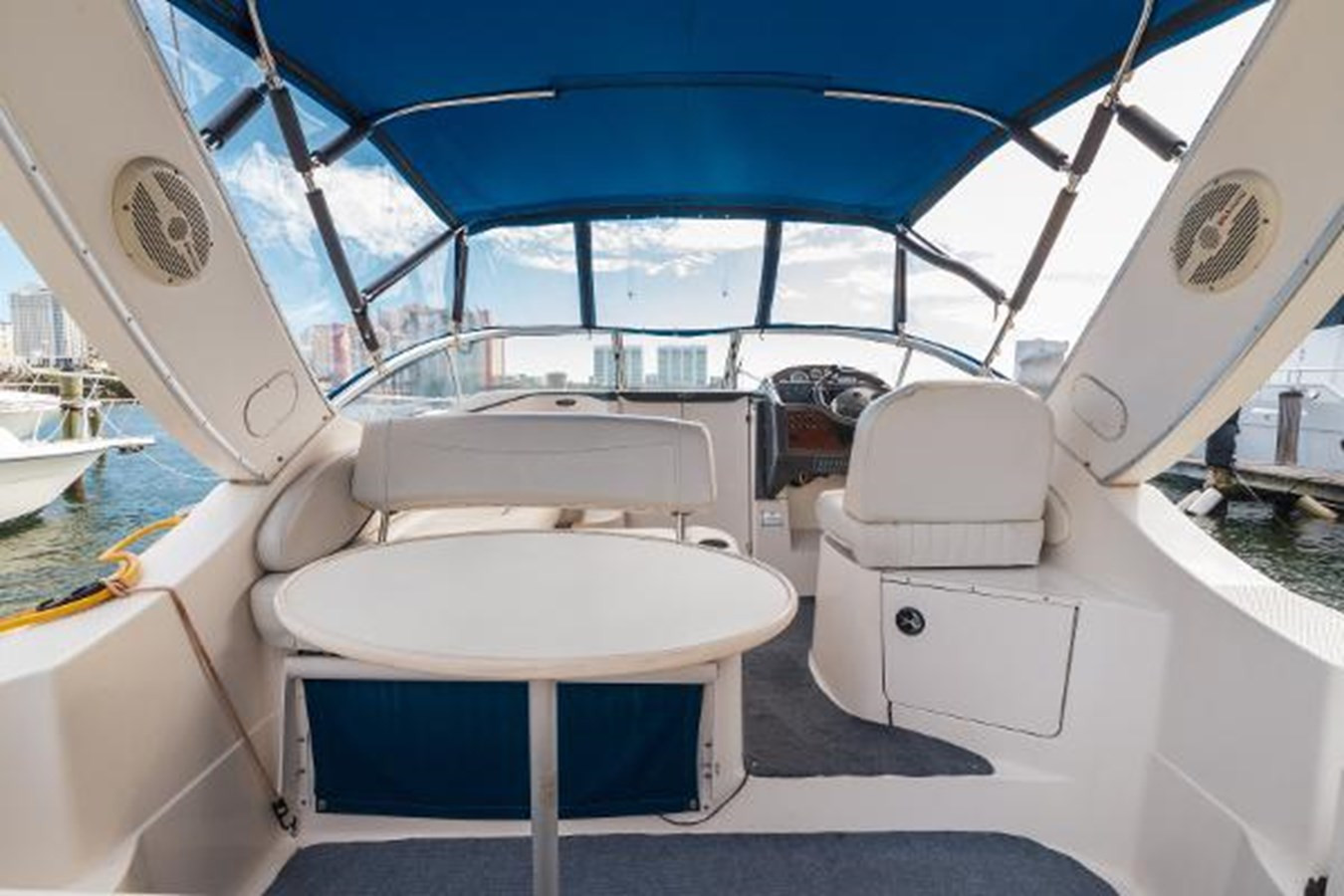 https://arconyachts.ams3.digitaloceanspaces.com/187665/conversions/large_4576731-optimize.jpg