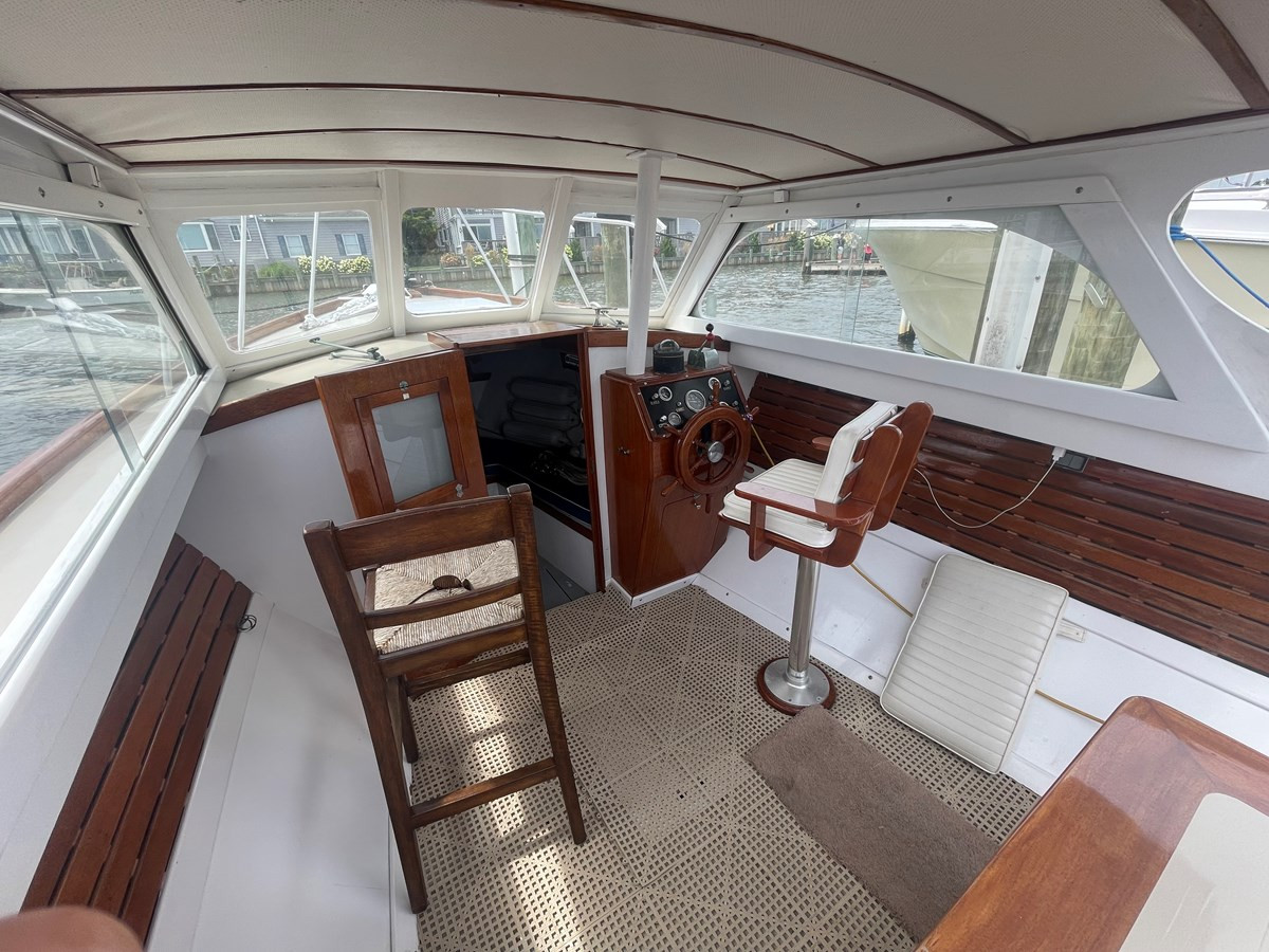 https://arconyachts.ams3.digitaloceanspaces.com/187685/conversions/large_4602002-optimize.jpg