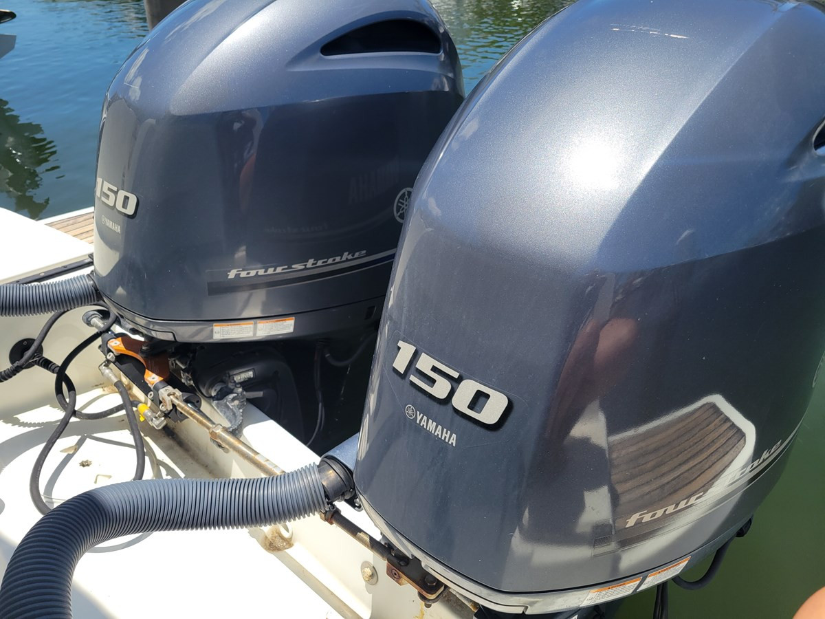 2016 JEANNEAU MERRY FISHER 855