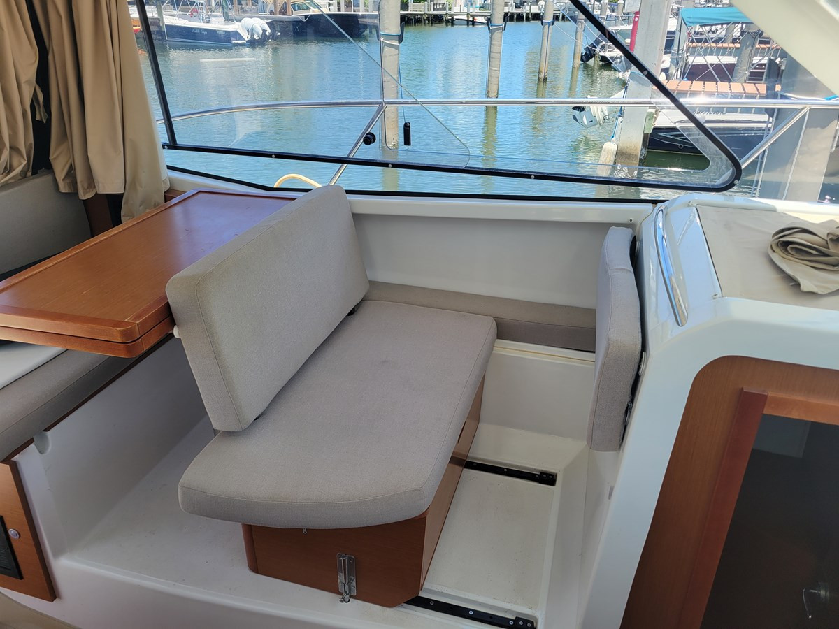 https://arconyachts.ams3.digitaloceanspaces.com/187845/conversions/large_4684018-optimize.jpg
