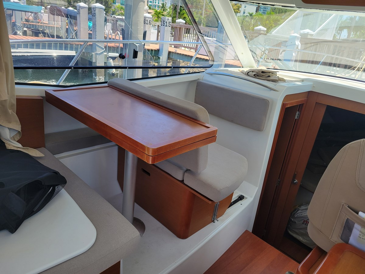 https://arconyachts.ams3.digitaloceanspaces.com/187859/conversions/large_4684748-optimize.jpg