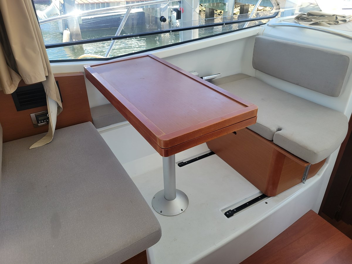 https://arconyachts.ams3.digitaloceanspaces.com/187862/conversions/large_4684019-optimize.jpg