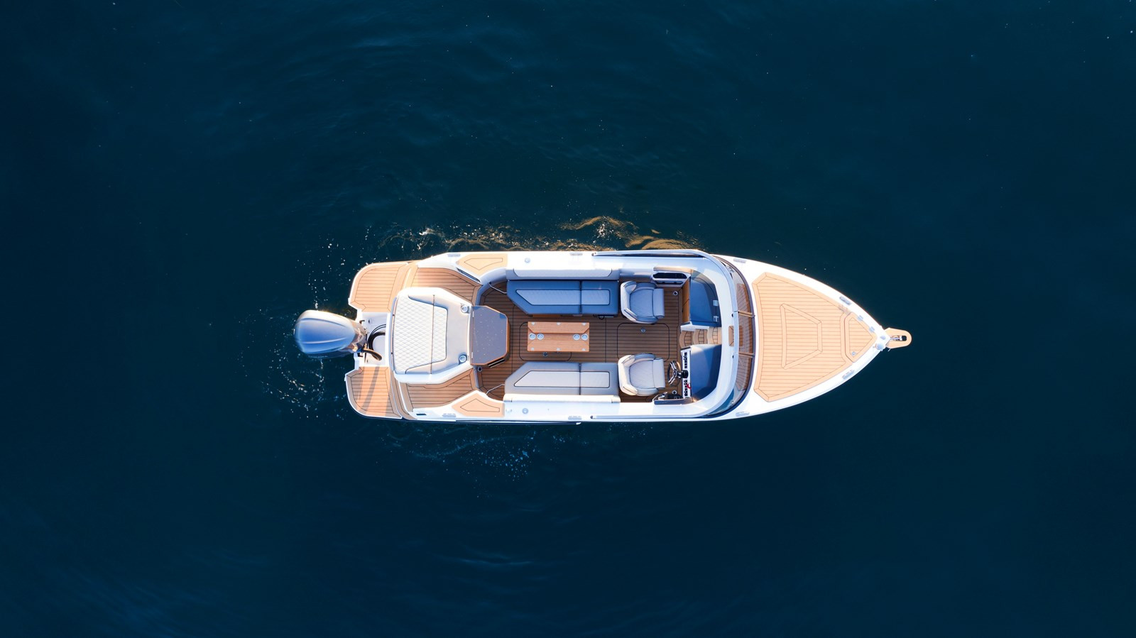 https://arconyachts.ams3.digitaloceanspaces.com/188080/conversions/large_3517397-optimize.jpg