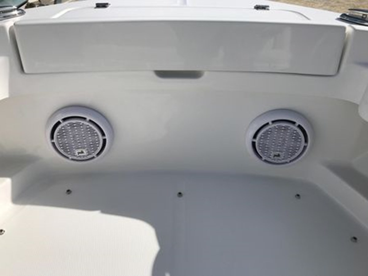 https://arconyachts.ams3.digitaloceanspaces.com/188199/conversions/large_4597016-optimize.jpg
