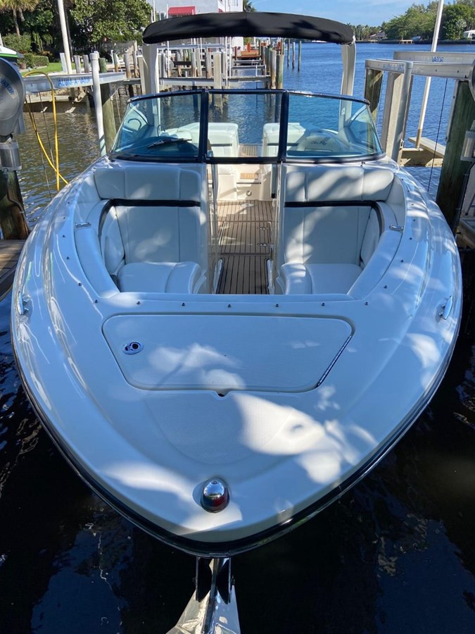 https://arconyachts.ams3.digitaloceanspaces.com/188294/conversions/large_3774529-optimize.jpg