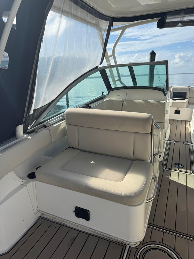 https://arconyachts.ams3.digitaloceanspaces.com/188345/conversions/large_4737926-optimize.jpg