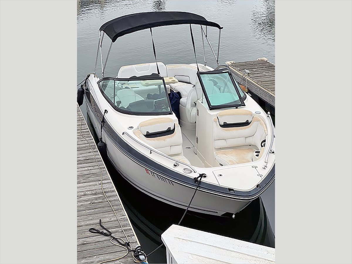 27' MONTEREY 2015 264 FS