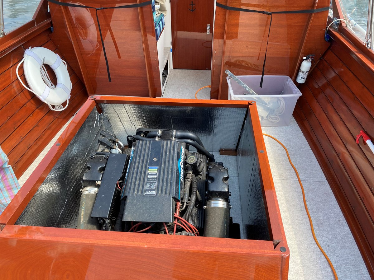 https://arconyachts.ams3.digitaloceanspaces.com/188481/conversions/large_3230874-optimize.jpg