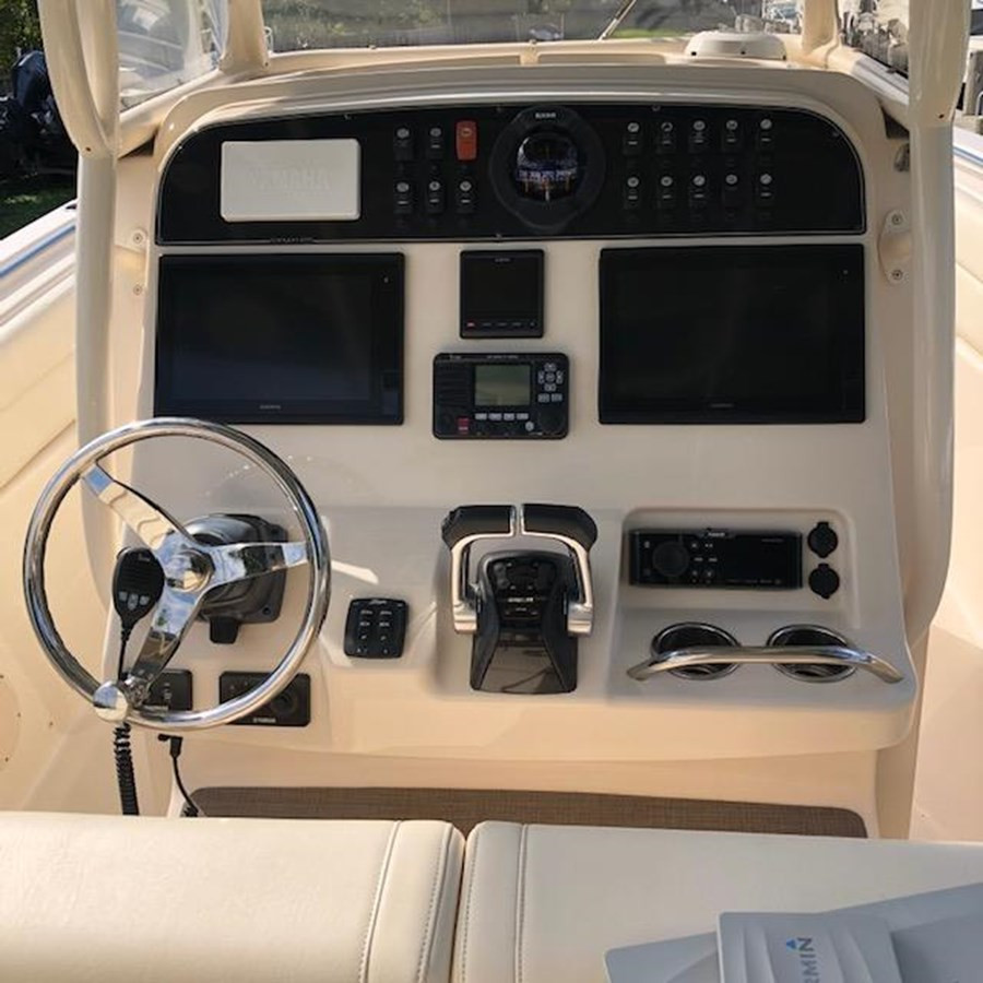 https://arconyachts.ams3.digitaloceanspaces.com/188494/conversions/large_3366435-optimize.jpg