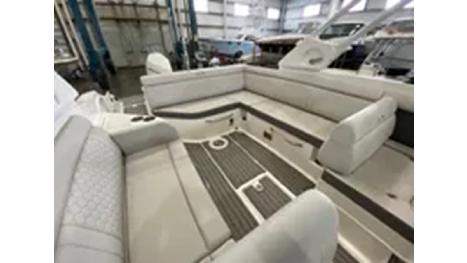 https://arconyachts.ams3.digitaloceanspaces.com/188793/conversions/large_4326093-optimize.jpg