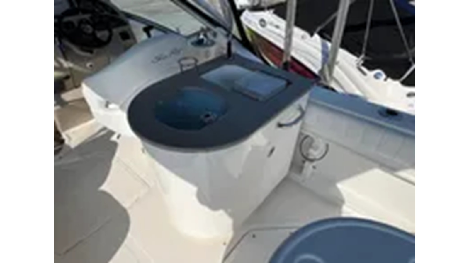 https://arconyachts.ams3.digitaloceanspaces.com/188832/conversions/large_4329242-optimize.jpg