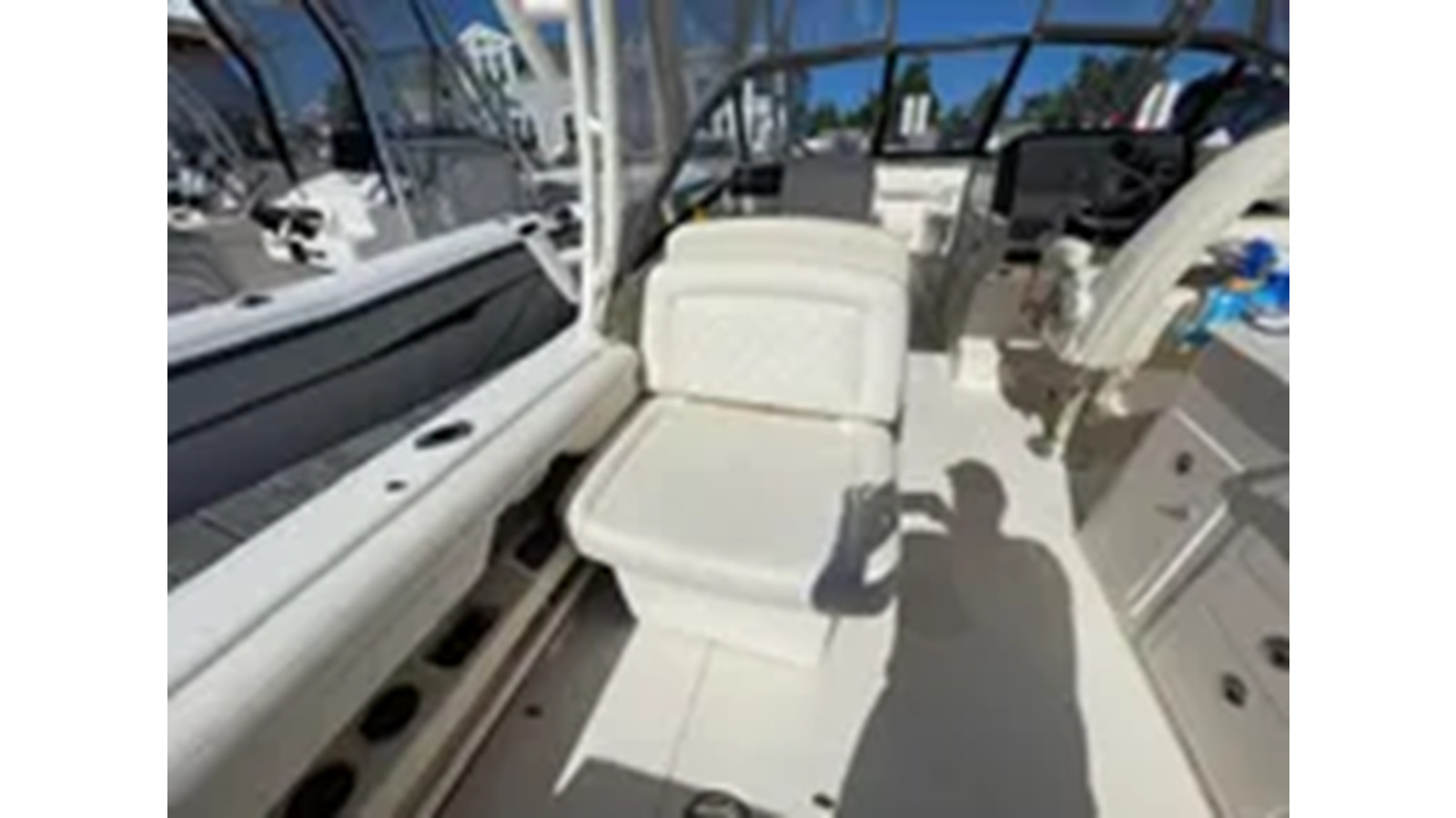 https://arconyachts.ams3.digitaloceanspaces.com/188866/conversions/large_4330623-optimize.jpg