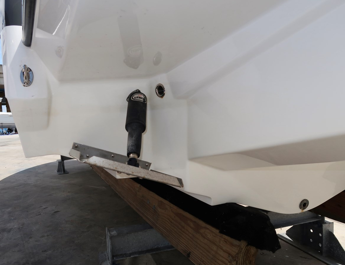 MONTEREY 275 SUPER SPORT