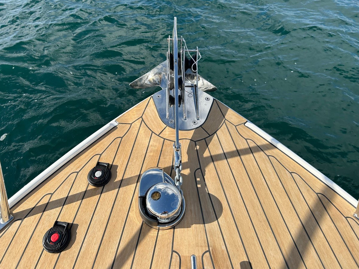https://arconyachts.ams3.digitaloceanspaces.com/188957/conversions/large_4635643-optimize.jpg