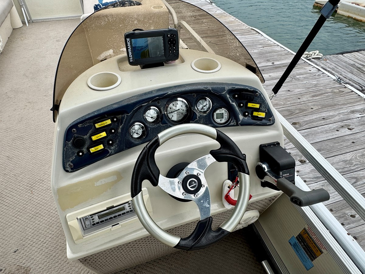 https://arconyachts.ams3.digitaloceanspaces.com/189022/conversions/large_4655277-optimize.jpg