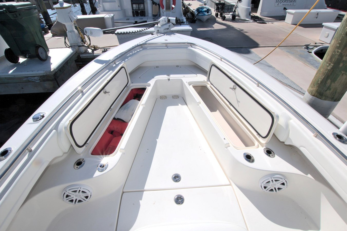 https://arconyachts.ams3.digitaloceanspaces.com/189238/conversions/large_4841064-optimize.jpg