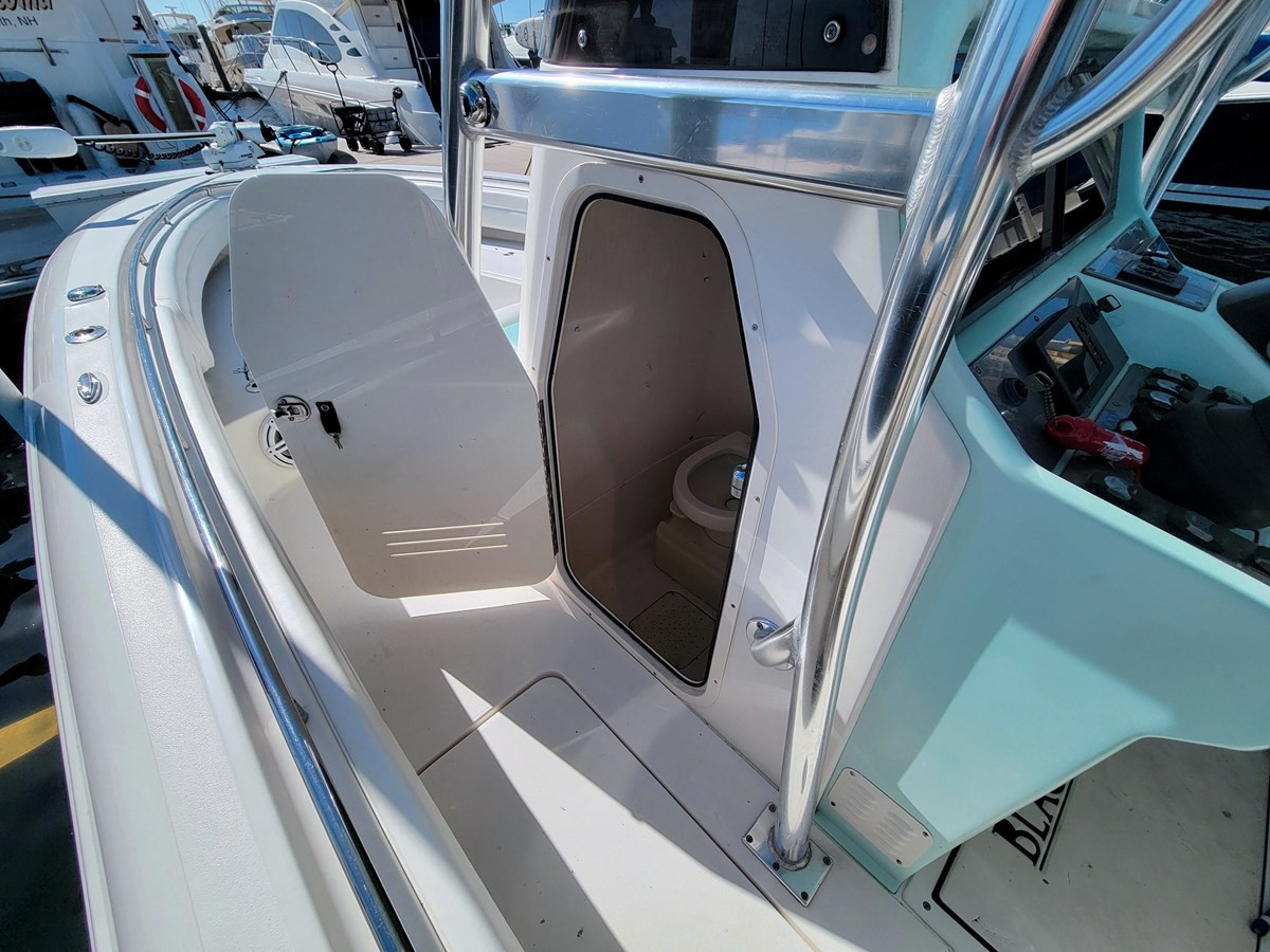 https://arconyachts.ams3.digitaloceanspaces.com/189316/conversions/large_4841093-optimize.jpg