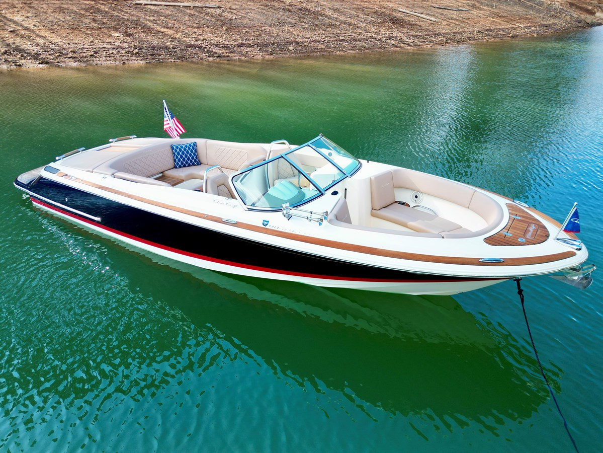 018 CHRIS-CRAFT LAUNCH 27 HERITAGE TRIM EDITION SURF