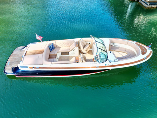 018 CHRIS-CRAFT LAUNCH 27 HERITAGE TRIM EDITION SURF