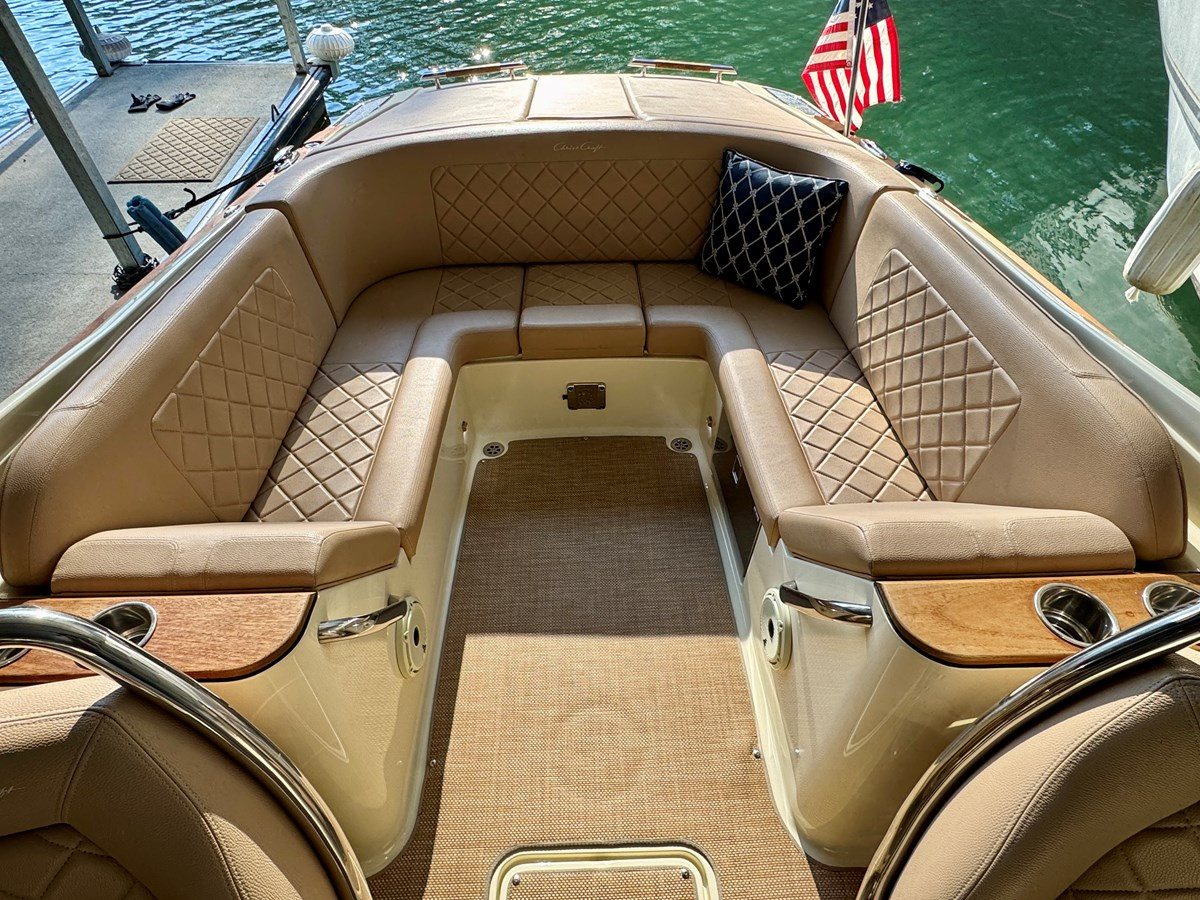 https://arconyachts.ams3.digitaloceanspaces.com/189546/conversions/large_4541555-optimize.jpg