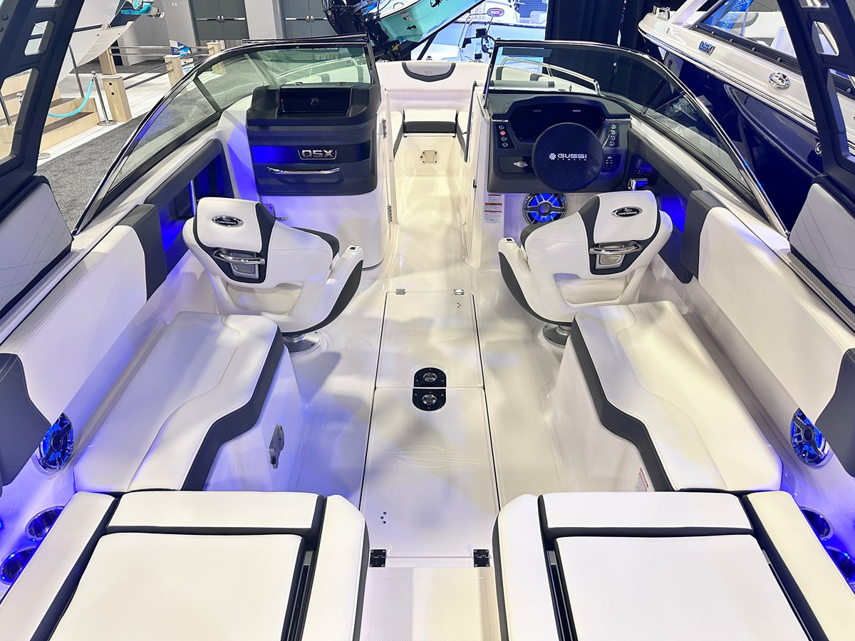 https://arconyachts.ams3.digitaloceanspaces.com/189550/conversions/large_4639542-optimize.jpg