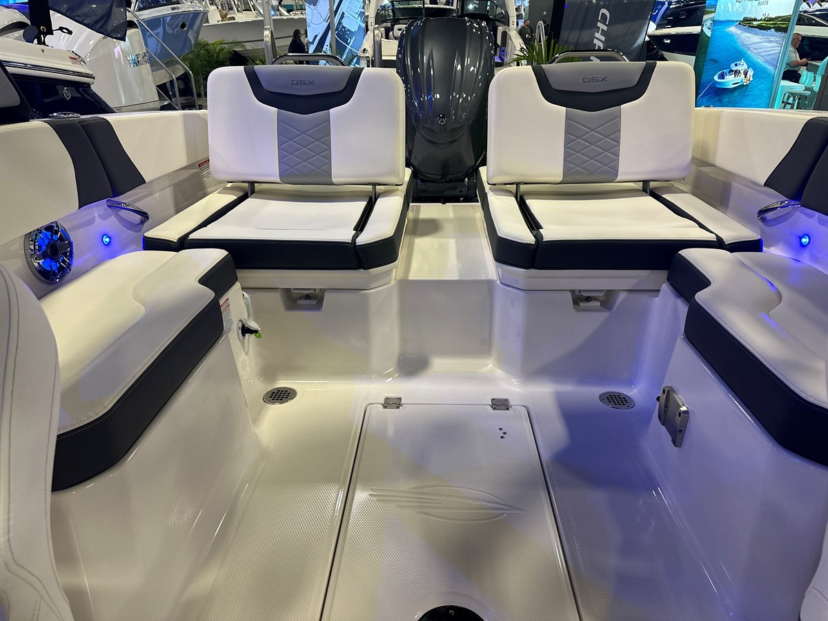 https://arconyachts.ams3.digitaloceanspaces.com/189554/conversions/large_4639545-optimize.jpg