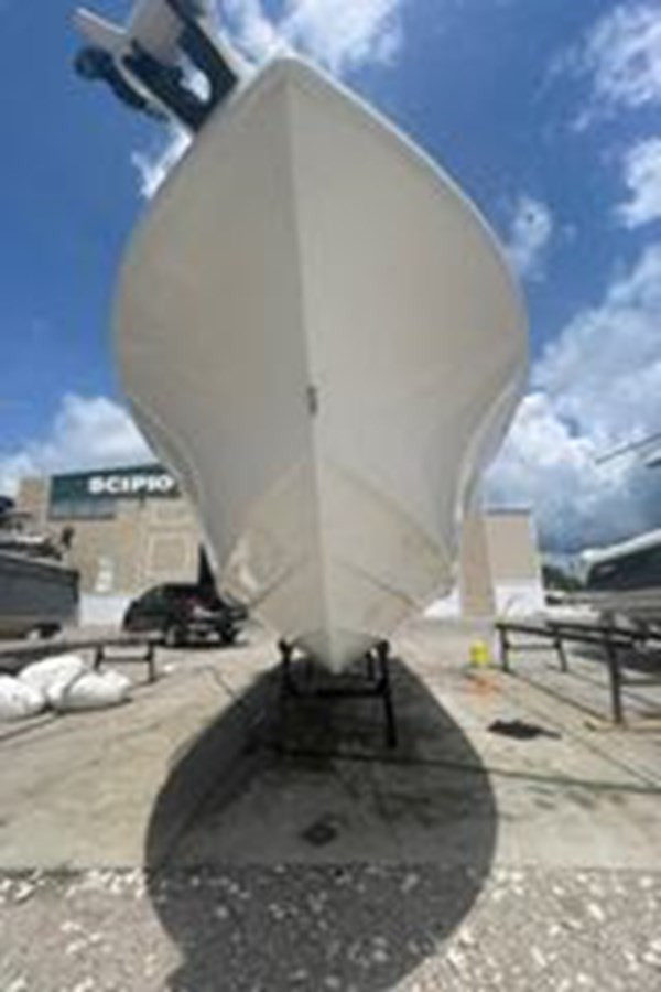 https://arconyachts.ams3.digitaloceanspaces.com/189989/conversions/large_3995307-optimize.jpg
