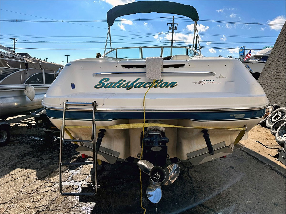 26' SEA RAY 1996 - SATISFACTION
