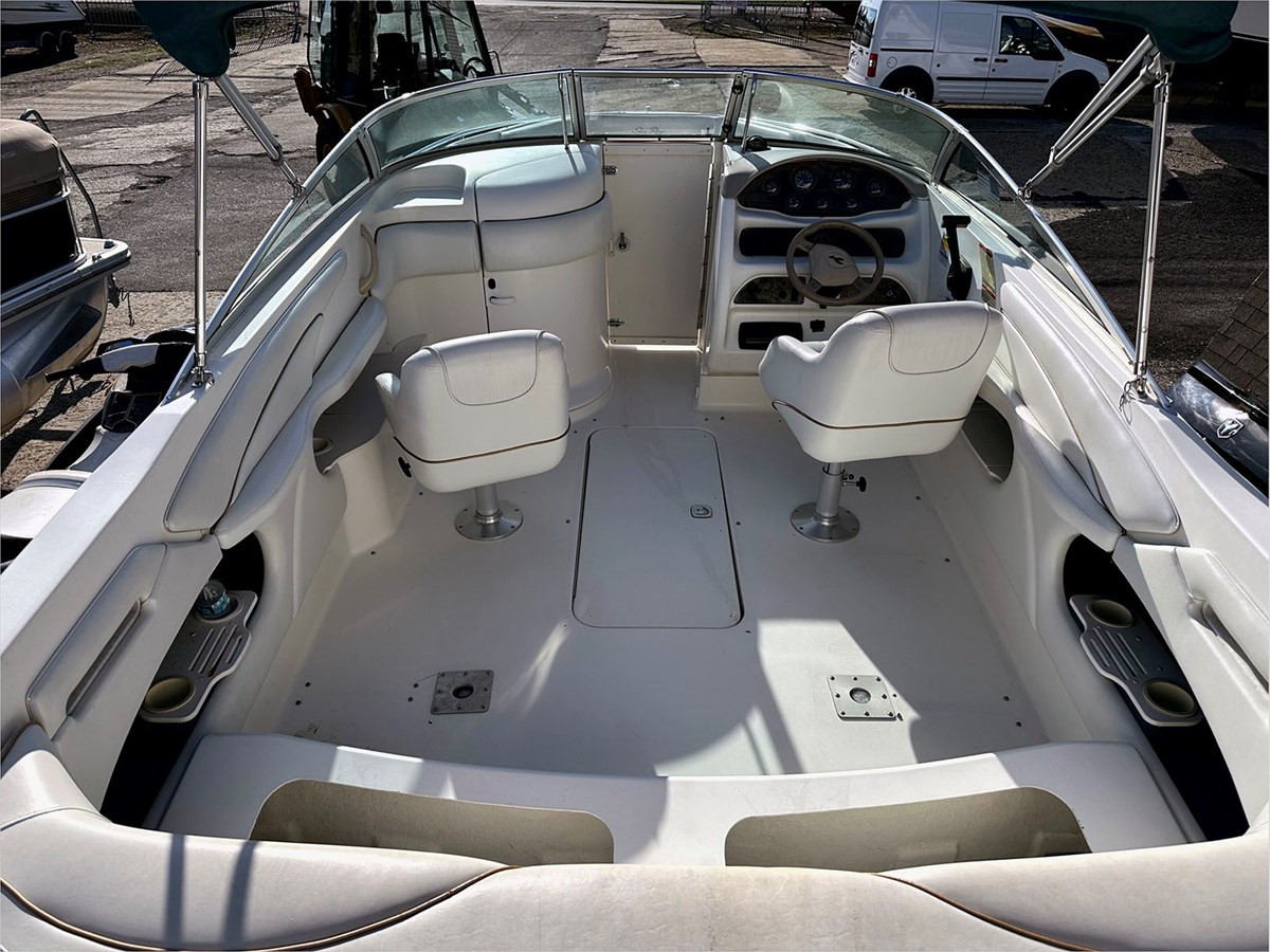 https://arconyachts.ams3.digitaloceanspaces.com/190249/conversions/large_4276363-optimize.jpg