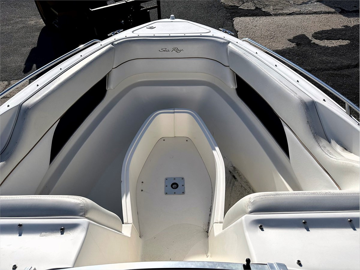 https://arconyachts.ams3.digitaloceanspaces.com/190257/conversions/large_4276366-optimize.jpg