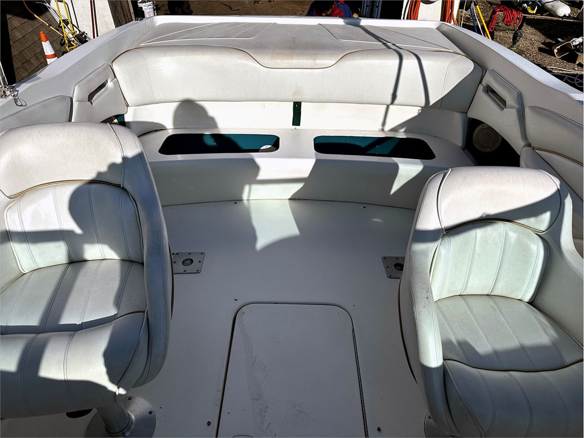 https://arconyachts.ams3.digitaloceanspaces.com/190269/conversions/large_4276370-optimize.jpg