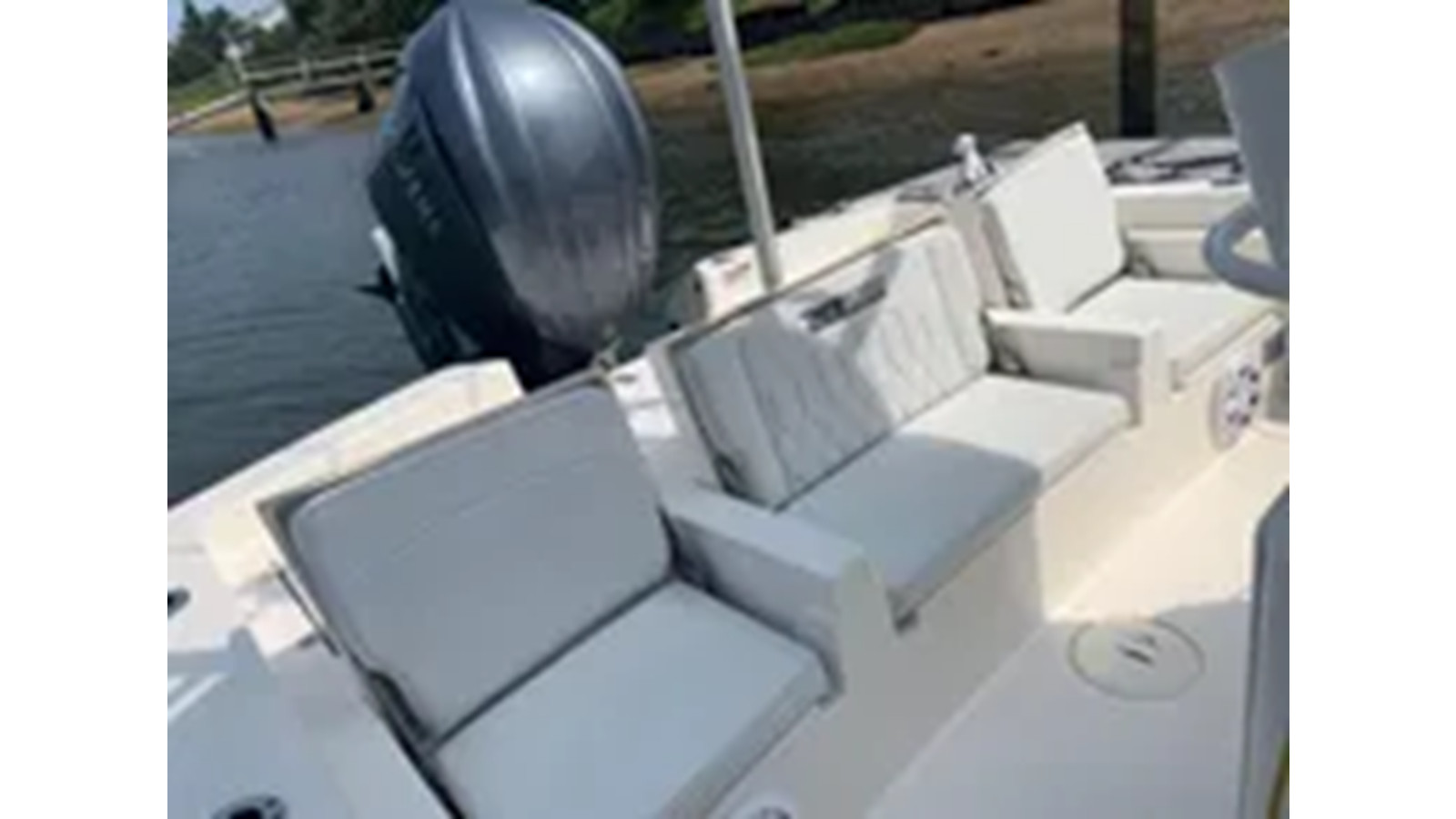 https://arconyachts.ams3.digitaloceanspaces.com/190339/conversions/large_4319967-optimize.jpg
