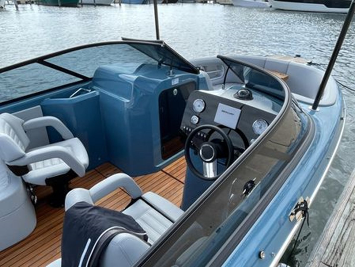 https://arconyachts.ams3.digitaloceanspaces.com/190519/conversions/large_4598955-optimize.jpg