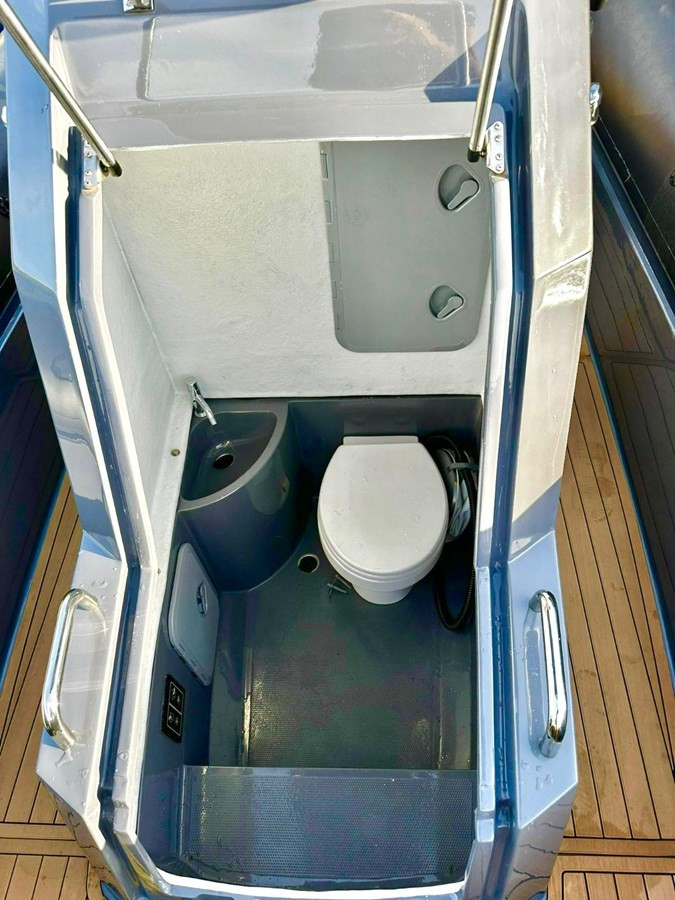 https://arconyachts.ams3.digitaloceanspaces.com/190686/conversions/large_4612386-optimize.jpg