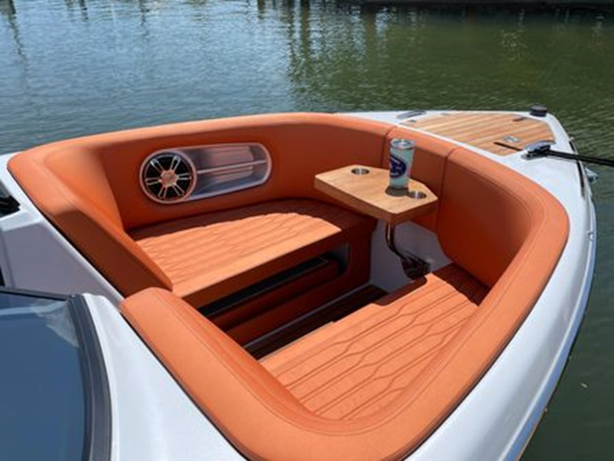 https://arconyachts.ams3.digitaloceanspaces.com/190818/conversions/large_4598868-optimize.jpg