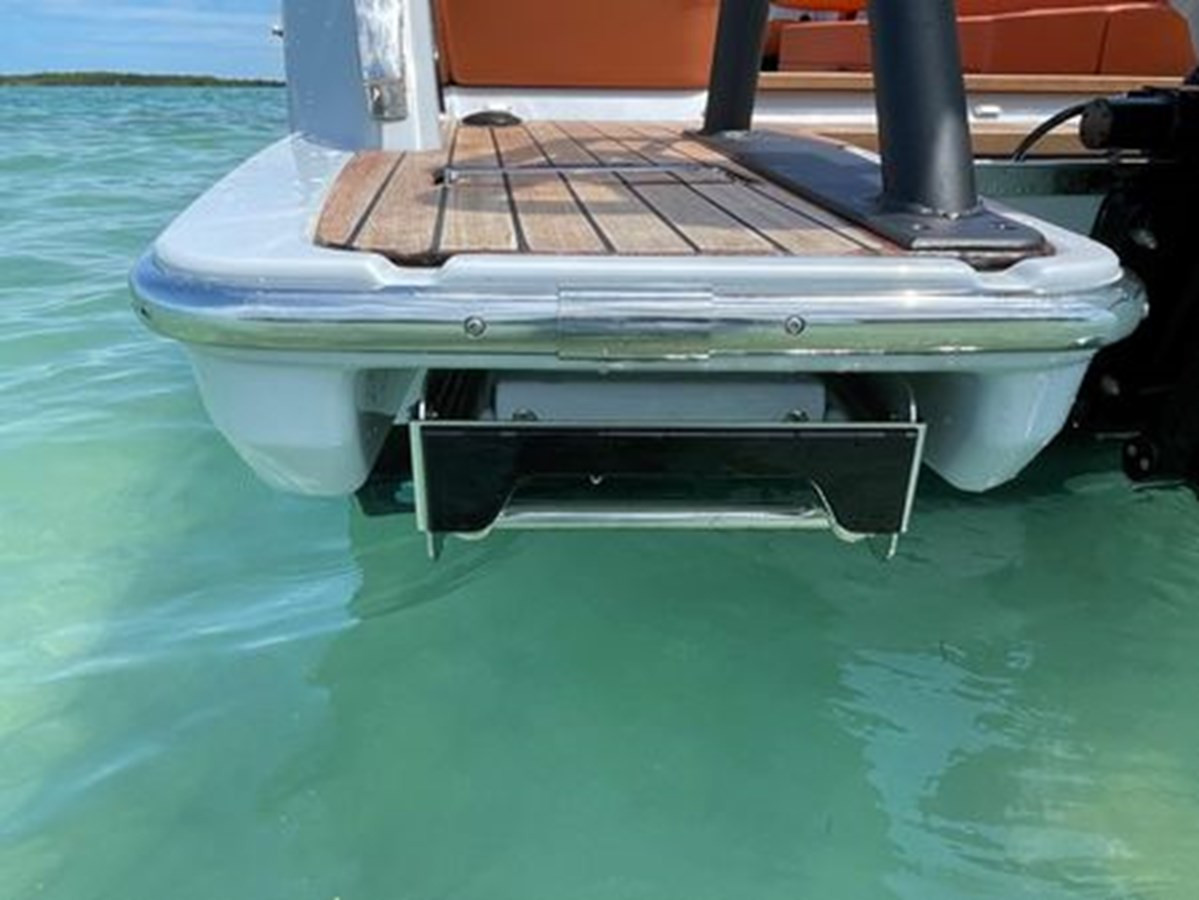 https://arconyachts.ams3.digitaloceanspaces.com/190904/conversions/large_4598898-optimize.jpg