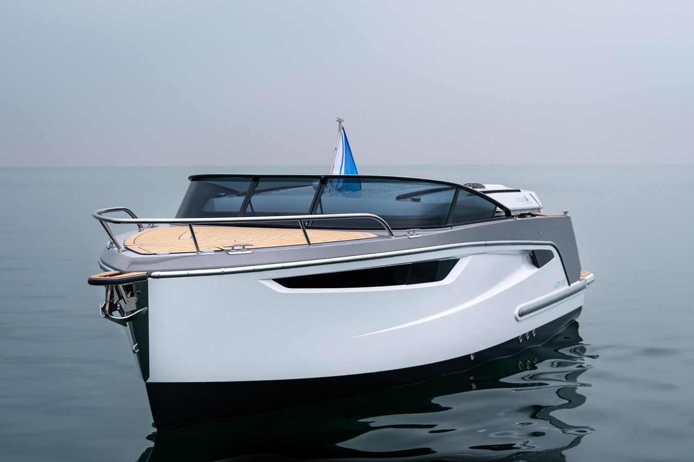 https://arconyachts.ams3.digitaloceanspaces.com/191046/conversions/large_3514985-optimize.jpg