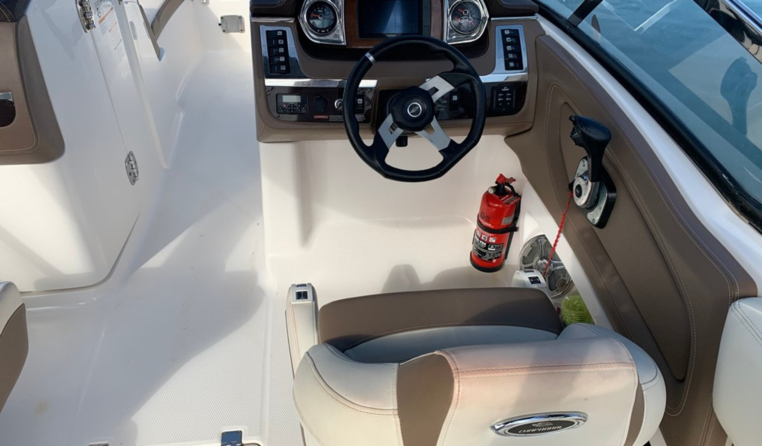 https://arconyachts.ams3.digitaloceanspaces.com/191047/conversions/large_4324838-optimize.jpg