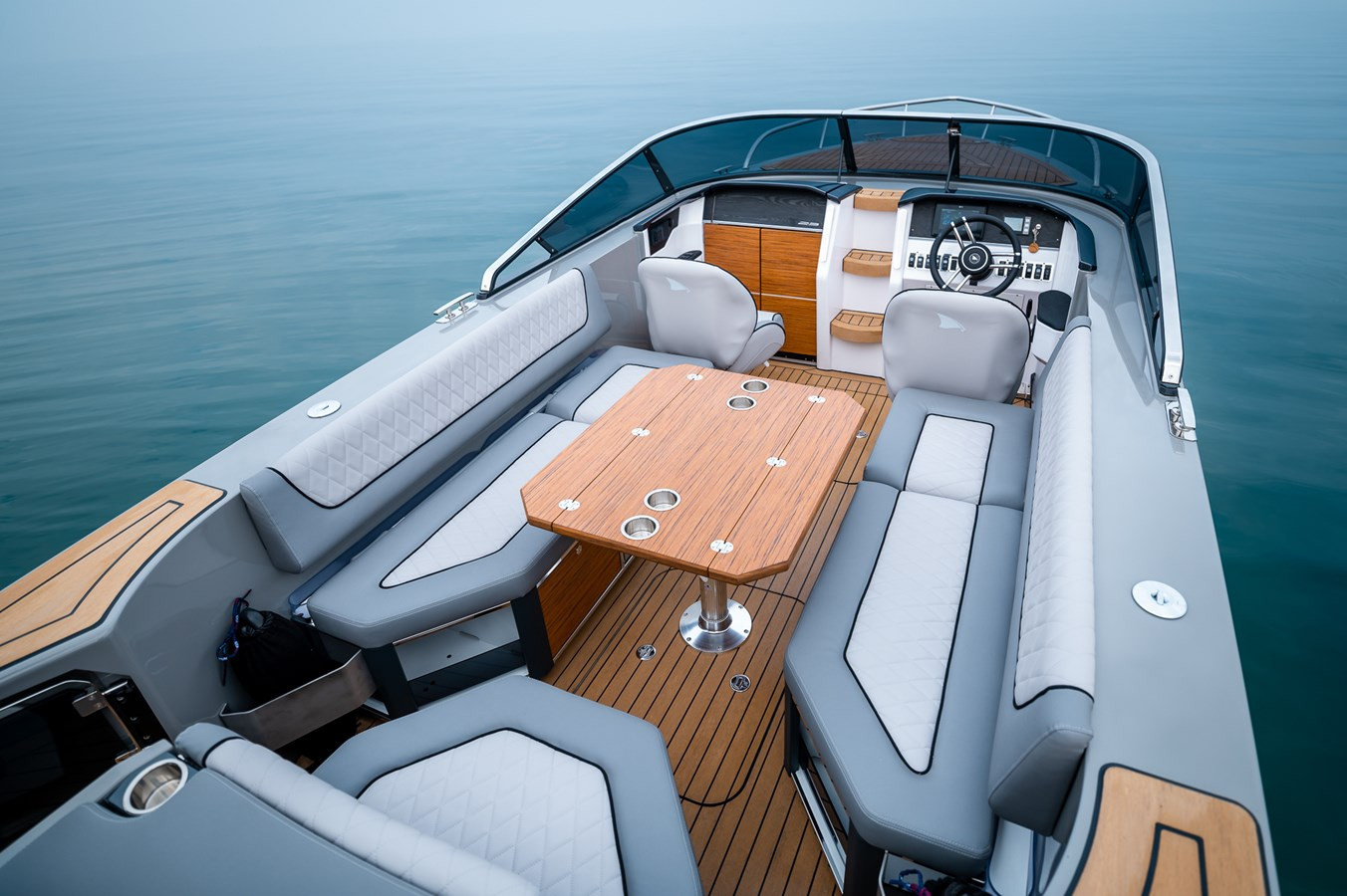 https://arconyachts.ams3.digitaloceanspaces.com/191082/conversions/large_3514901-optimize.jpg