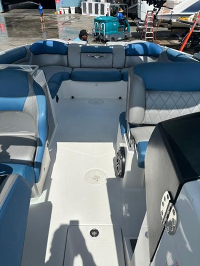 https://arconyachts.ams3.digitaloceanspaces.com/191241/conversions/large_4114859-optimize.jpg