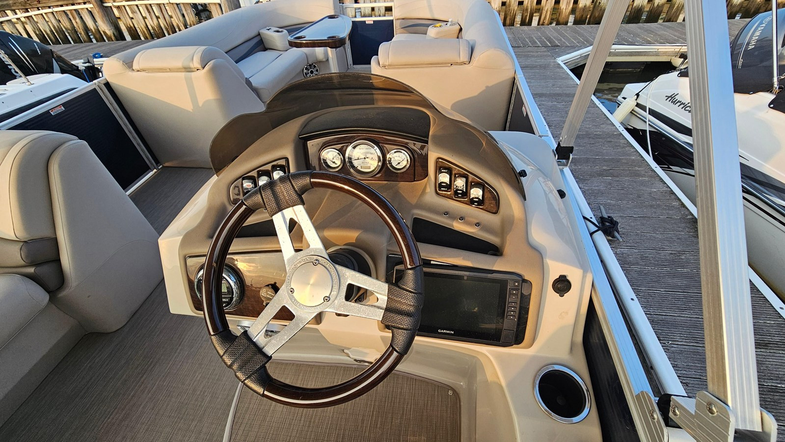 https://arconyachts.ams3.digitaloceanspaces.com/191262/conversions/large_4392724-optimize.jpg
