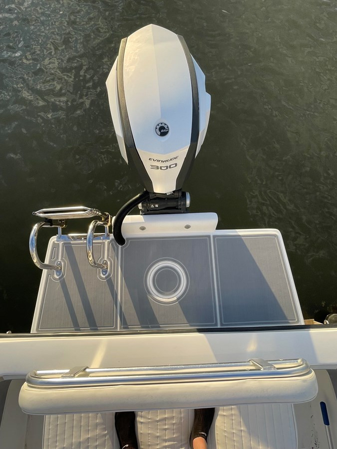 https://arconyachts.ams3.digitaloceanspaces.com/191562/conversions/large_4272970-optimize.jpg