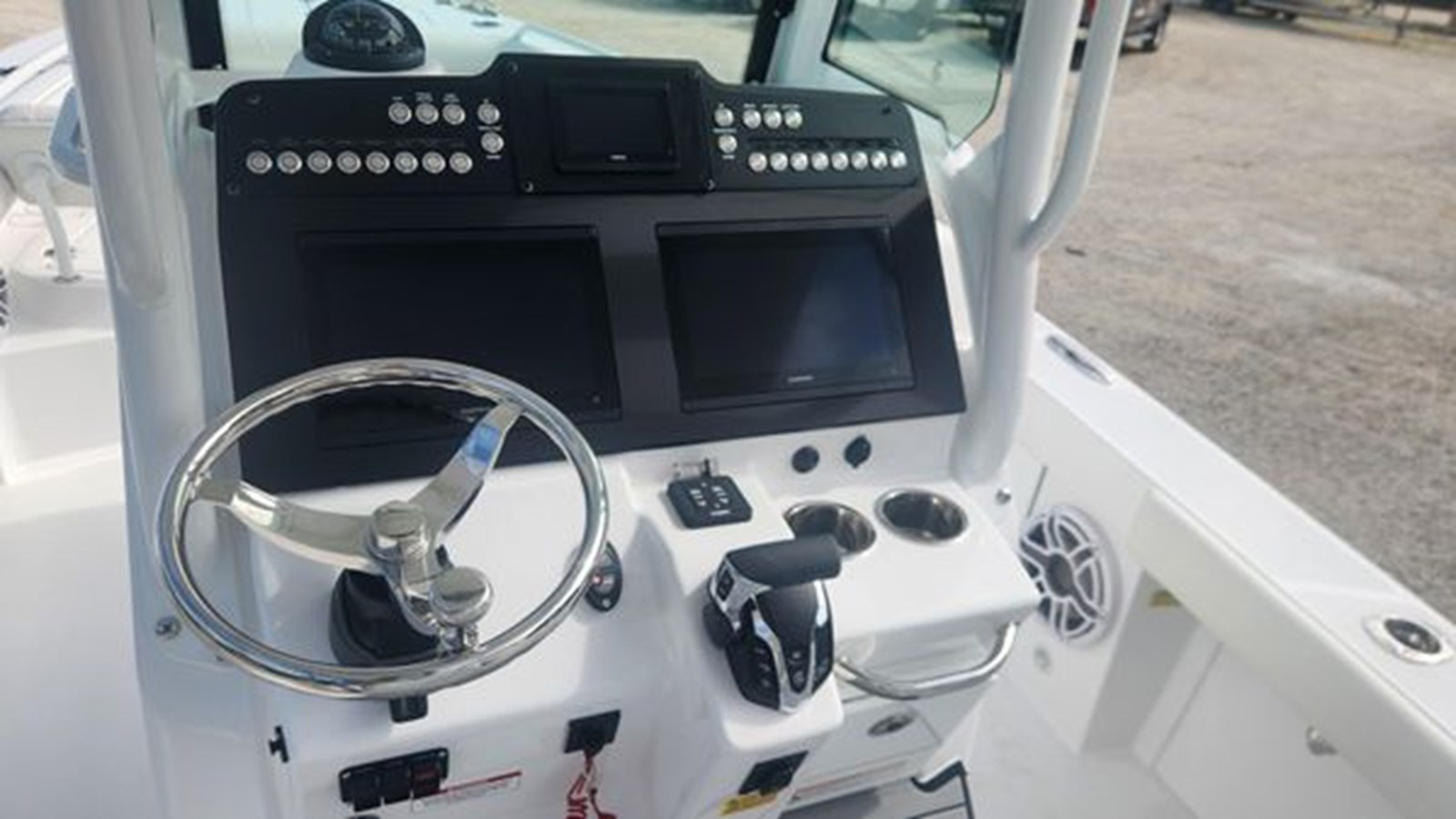 https://arconyachts.ams3.digitaloceanspaces.com/191576/conversions/large_4596556-optimize.jpg