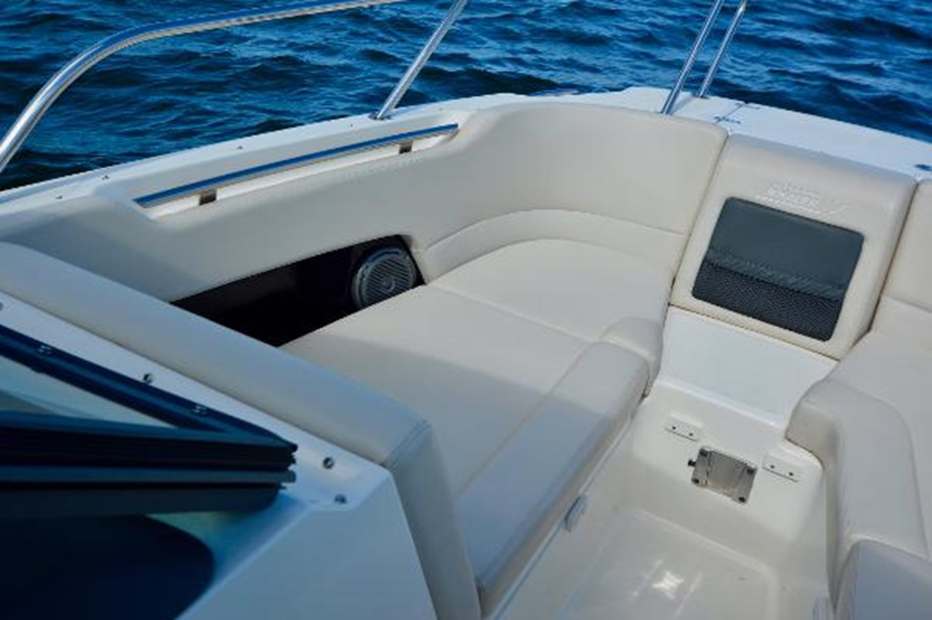 https://arconyachts.ams3.digitaloceanspaces.com/191613/conversions/large_2850626-optimize.jpg