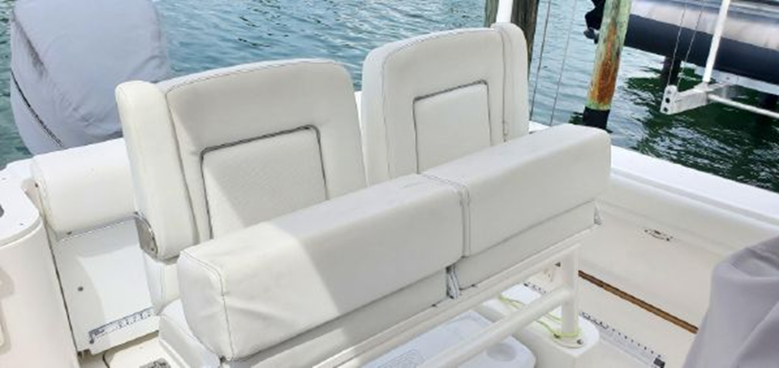 https://arconyachts.ams3.digitaloceanspaces.com/191665/conversions/large_3940168-optimize.jpg