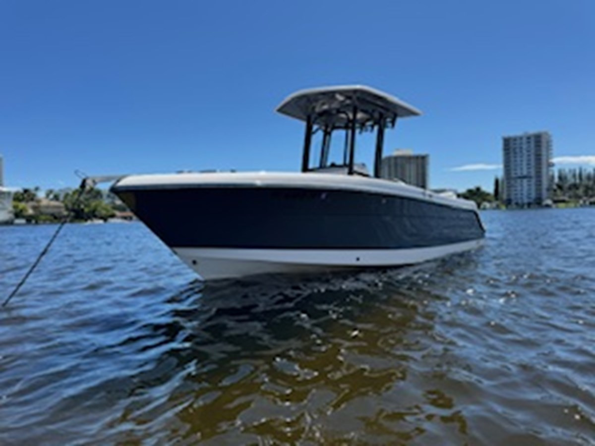 https://arconyachts.ams3.digitaloceanspaces.com/191852/conversions/large_4858550-optimize.jpg