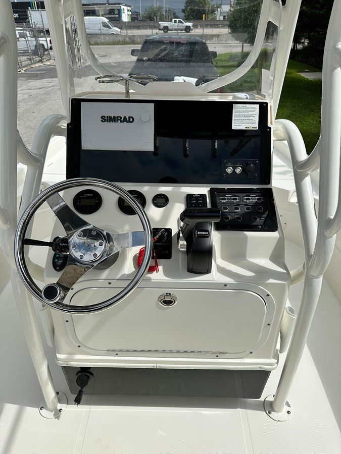https://arconyachts.ams3.digitaloceanspaces.com/192032/conversions/large_4038010-optimize.jpg